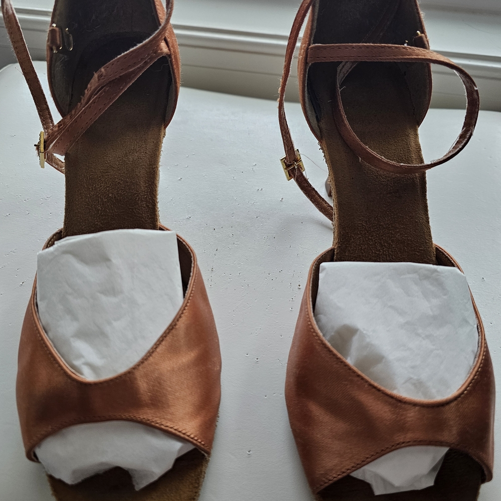 Elegant Tan Women's Professional Latin Ballroom Shoes